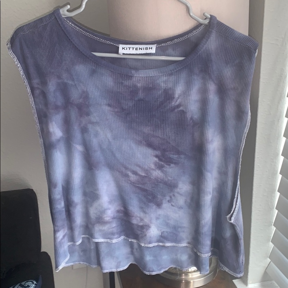 KITTENISH blue marble tank top